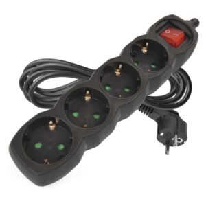 Podaljšek 3 m / 4 vtičnic / s stikalom / črni / PVC / 1,5 mm2