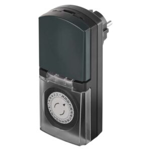 Mehanska stikalna ura dnevna P5526 IP44 schuko